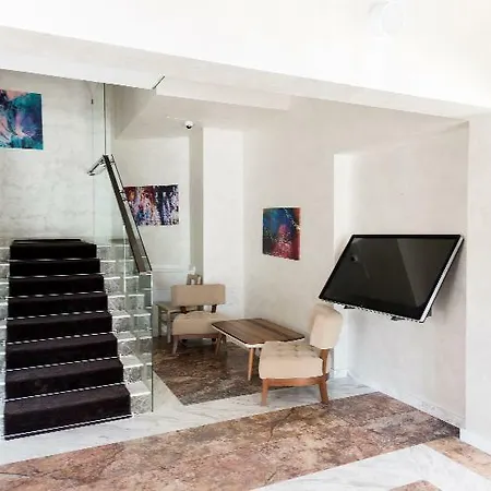 White Tower Apart-hotel 4*