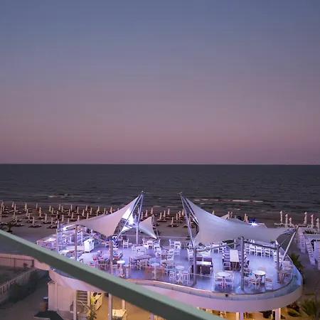 White Tower Mamaia